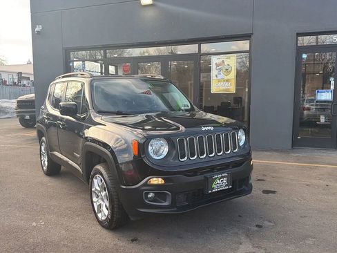 Used 2015 Jeep Renegade Latitude image 1
