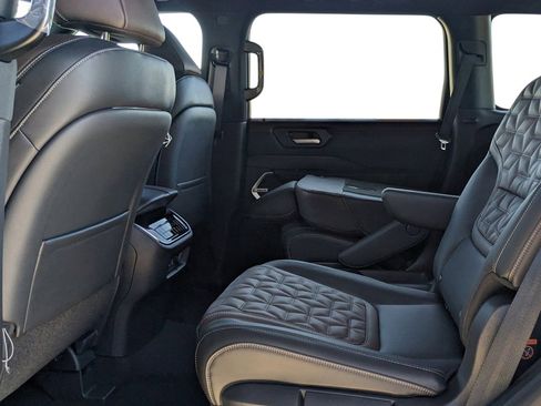 New 2026 Nissan Armada Platinum AWD/4WD image 24