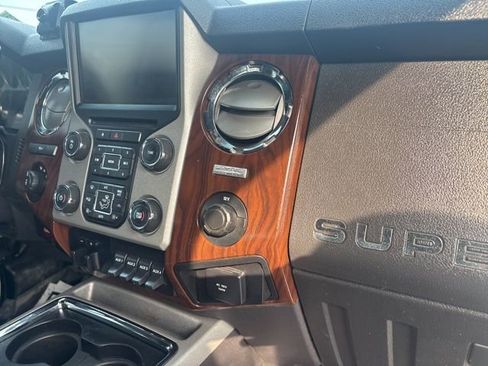 Used 2014 Ford F250 Lariat w/ Chrome Package image 15