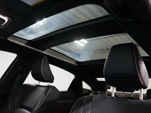 Used 2025 Toyota Crown Nightshade image 34