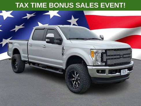 Certified 2017 Ford F250 Lariat image 1