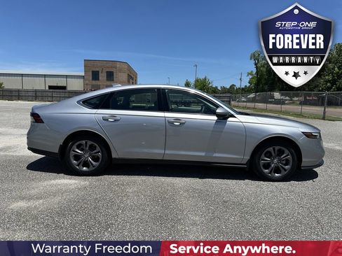 Used 2023 Honda Accord EX image 8
