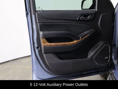 Used 2016 Chevrolet Tahoe LTZ AWD/4WD image 18