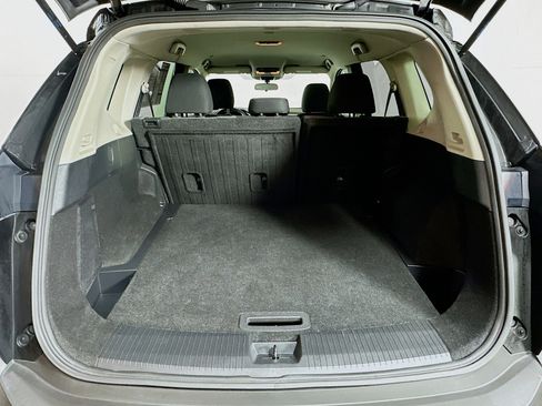 Used 2023 Nissan Rogue SV w/ SV Premium Package image 23