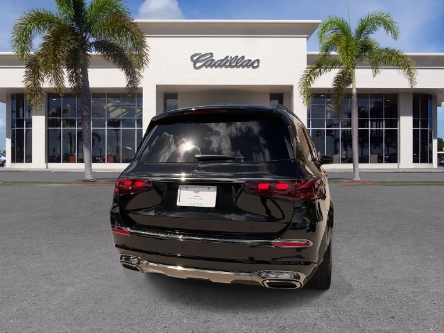 Used 2025 Mercedes-Benz Maybach GLS 600 4MATIC image 13