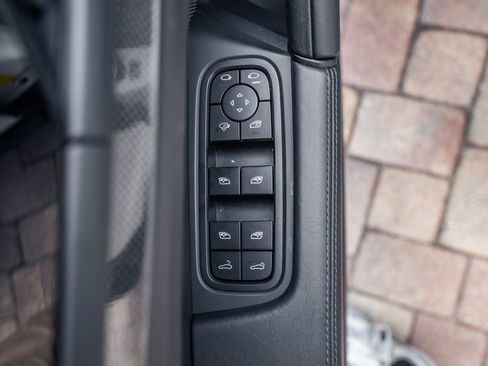 Used 2024 Porsche Cayenne Turbo GT AWD/4WD image 19