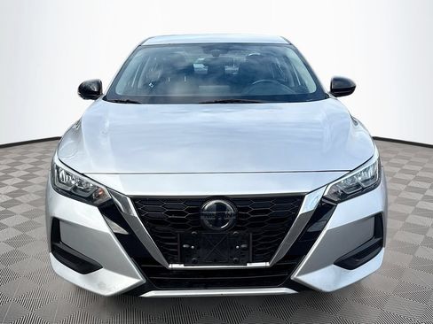 Used 2021 Nissan Sentra SV FWD image 2