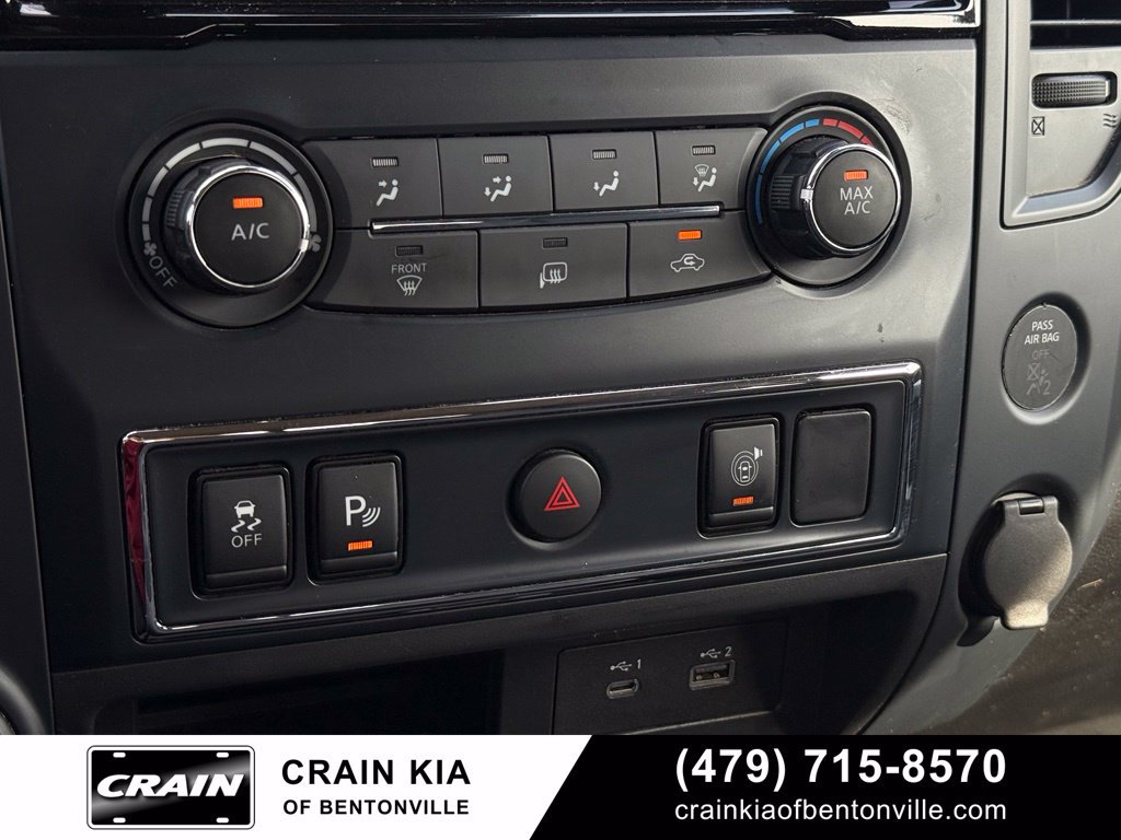 Used 2022 Nissan Titan SV AWD/4WD image 14