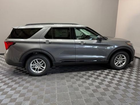 New 2026 Ford Explorer Active AWD/4WD image 7