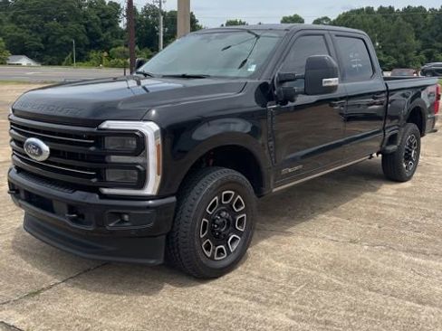 Used 2026 Ford F250 Platinum w/ FX4 Off-Road Package AWD/4WD image 1