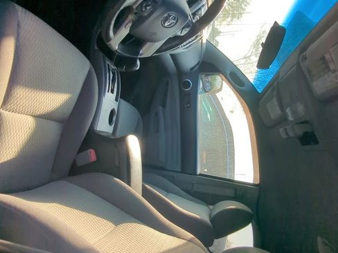 Used 2015 Toyota Tacoma 4x4 Access Cab V6 w/ SR5 Package image 7