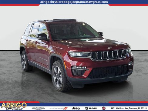 Used 2024 Jeep Grand Cherokee Limited 4xe AWD/4WD image 1