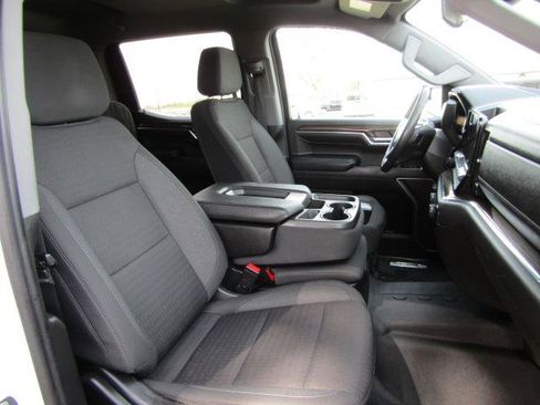 Used 2023 Chevrolet Silverado 1500 RST image 17