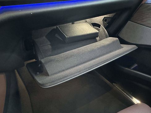 Used 2023 BMW X6 xDrive40i w/ M Sport Package image 35