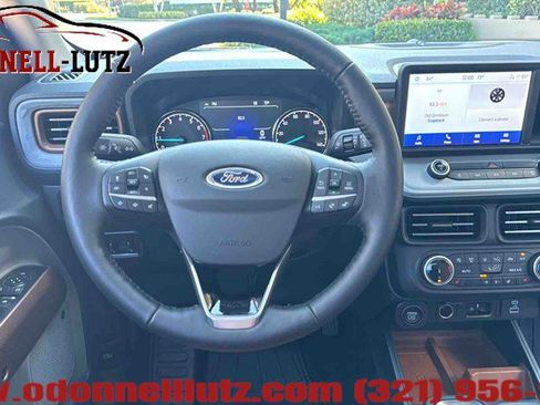 Used 2022 Ford Maverick Lariat w/ Lariat Luxury Package image 18