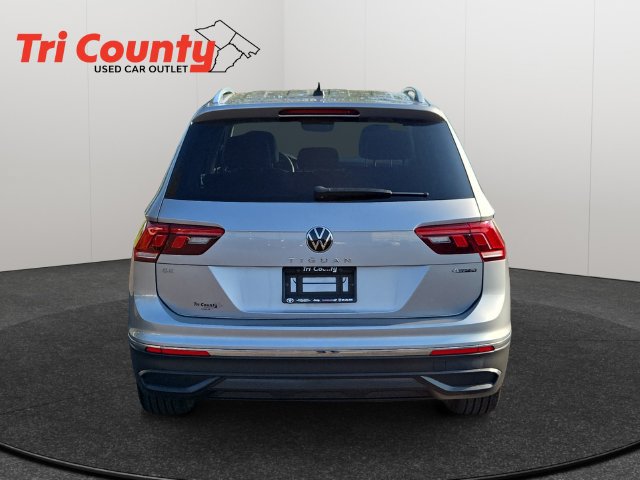 Used 2022 Volkswagen Tiguan SE AWD/4WD image 7