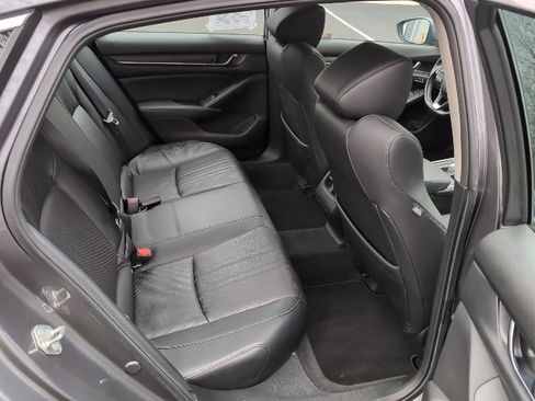 Used 2018 Honda Accord EX-L image 24