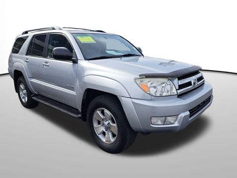 Used 2005 Toyota 4Runner SR5 image 8