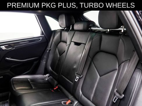 Used 2022 Porsche Macan AWD/4WD image 50