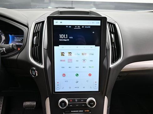 Certified 2024 Ford Edge SEL w/ Convenience Package AWD/4WD image 11