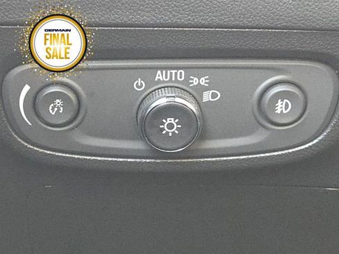 Used 2023 Buick Encore GX Essence w/ Experience Buick Package image 24