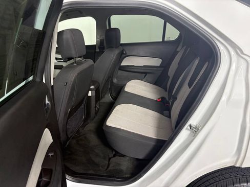 Used 2017 Chevrolet Equinox LT w/ Convenience Package AWD/4WD image 25