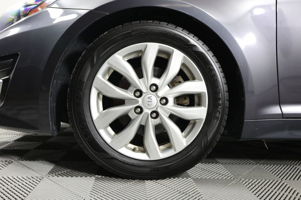 Used 2015 Kia Optima EX w/ EX Premium Package FWD image 9
