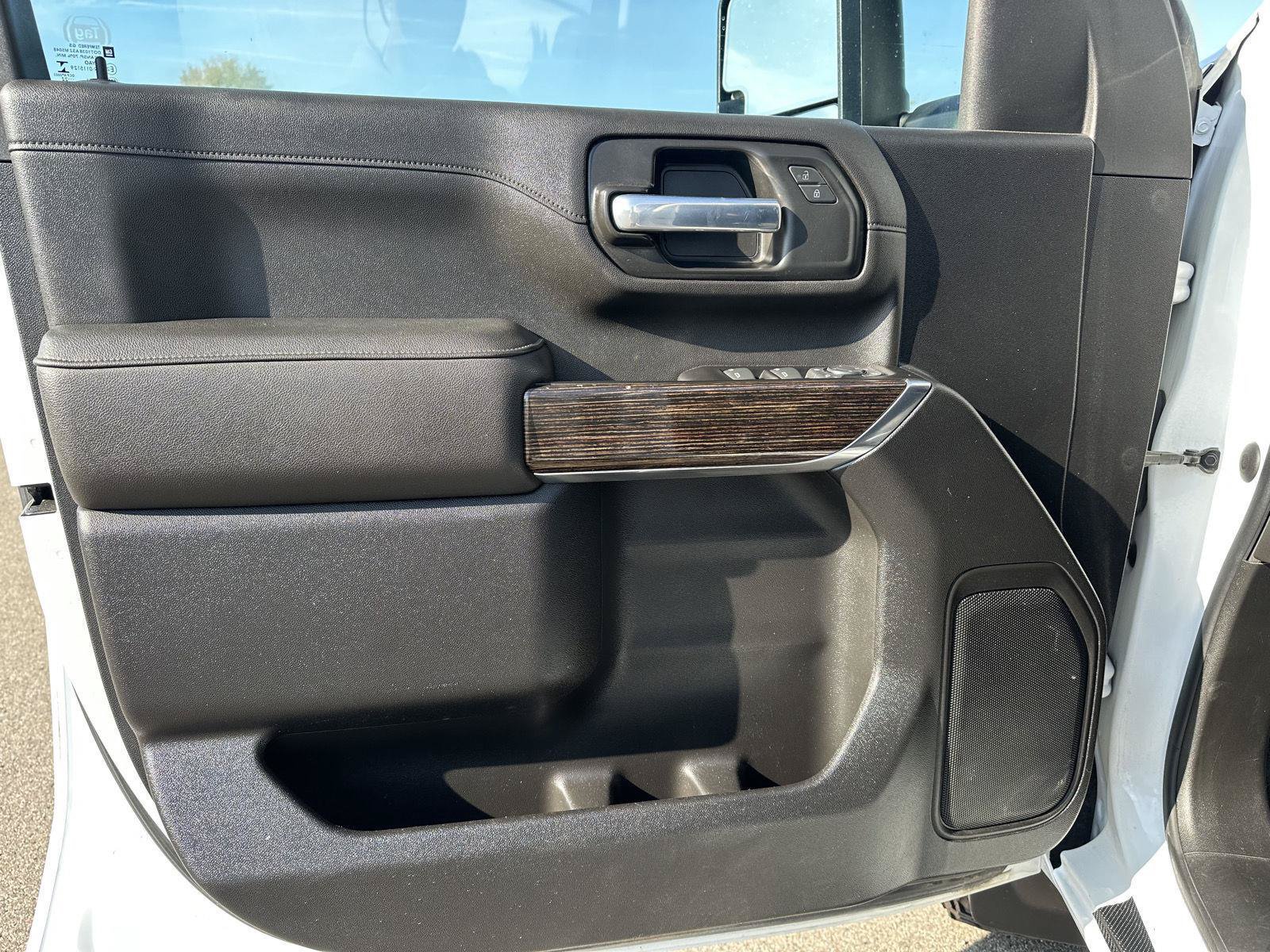 Used 2022 GMC Sierra 2500 SLE w/ SLE Convenience Package AWD/4WD image 12