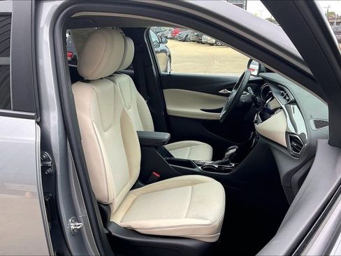 Used 2023 Buick Encore GX Preferred w/ Cold Weather Comfort Package FWD image 7