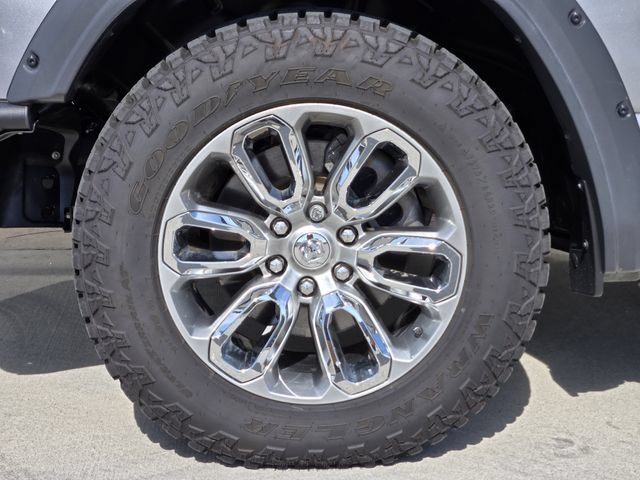 Used 2023 RAM 1500 Laramie AWD/4WD image 15