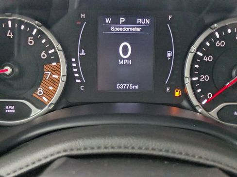 Used 2023 Jeep Renegade Latitude AWD/4WD image 25