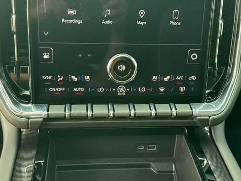 New 2026 GMC Yukon XL Elevation w/ Elevation Premium Package AWD/4WD image 25