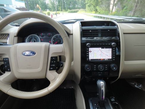 Used 2011 Ford Escape Limited w/ 302A Rapid Spec Order Code AWD/4WD image 14