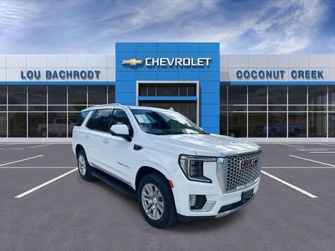 Used 2023 GMC Yukon Denali image 2
