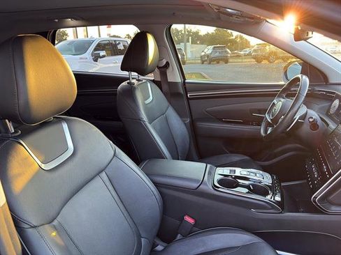 Used 2023 Hyundai Tucson Limited image 10