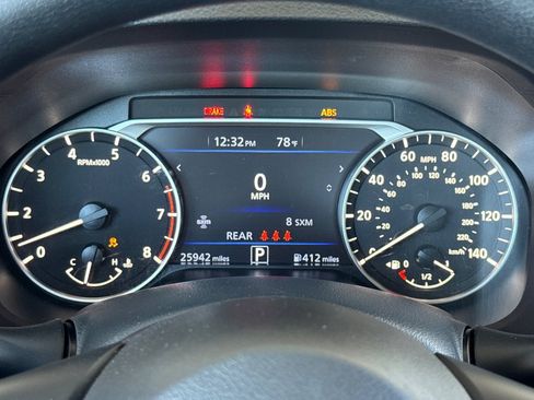 Used 2025 Nissan Altima 2.5 SV FWD image 23