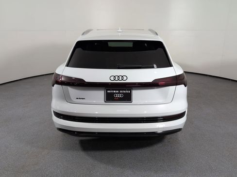 Certified 2021 Audi e-tron Premium Plus w/ Premium Plus Package image 34