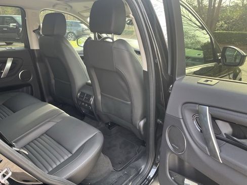 Certified 2024 Land Rover Discovery Sport S image 12