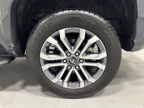 Used 2026 Toyota 4Runner Limited AWD/4WD image 63