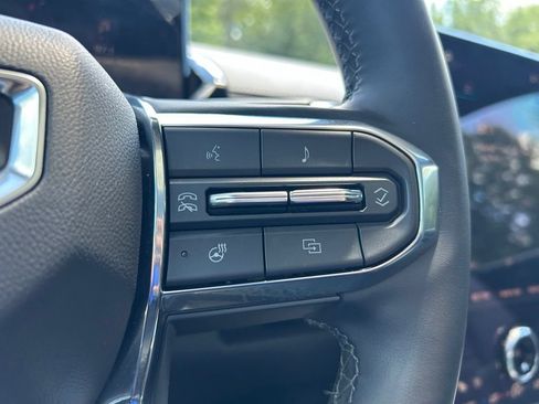 Used 2025 GMC Sierra EV Denali AWD/4WD image 28