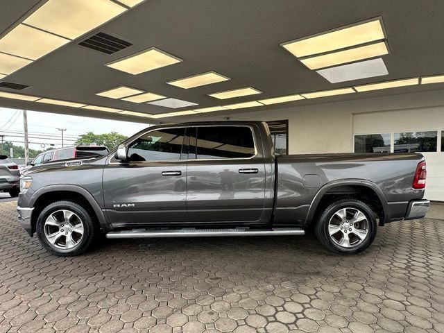 Used 2019 RAM 1500 Laramie AWD/4WD image 2