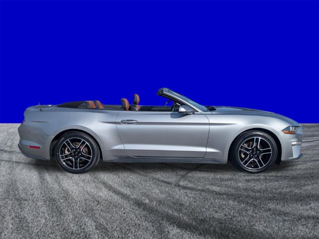 Used 2021 Ford Mustang Premium RWD image 3