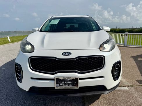 Used 2017 Kia Sportage EX FWD image 2