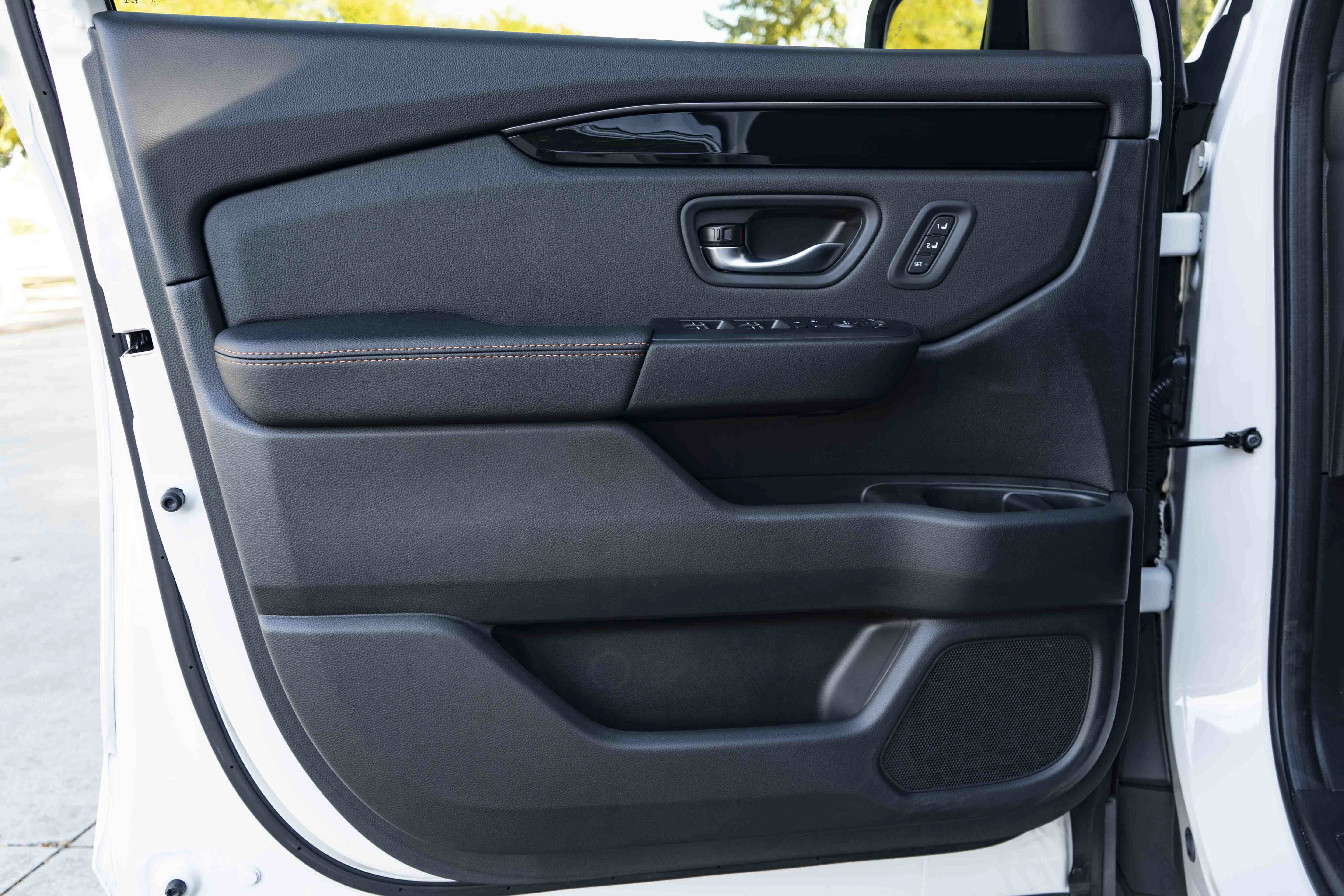 Certified 2026 Honda Pilot TrailSport image 38