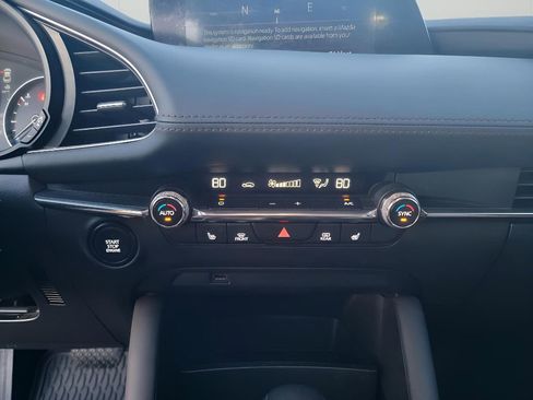 Used 2019 MAZDA MAZDA3 Sedan w/ Preferred Package image 19