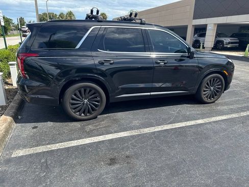 Used 2025 Hyundai Palisade Calligraphy AWD/4WD image 17