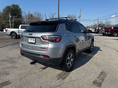 Used 2022 Jeep Compass Trailhawk w/ Trailhawk Convenience Group image 6