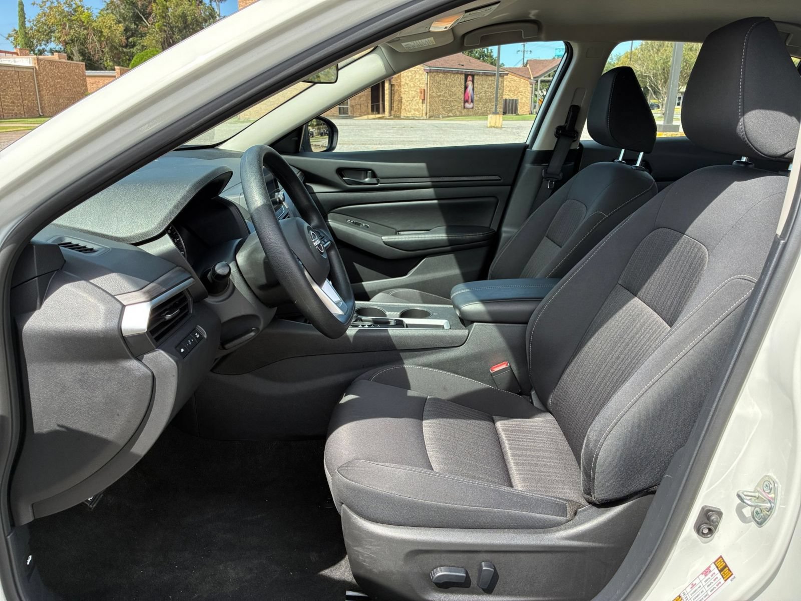 Used 2026 Nissan Altima 2.5 SV FWD image 26