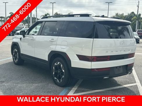 Used 2026 Hyundai Santa Fe SEL FWD image 9