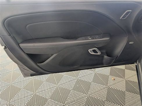 Used 2023 Dodge Challenger R/T w/ Plus Package image 9